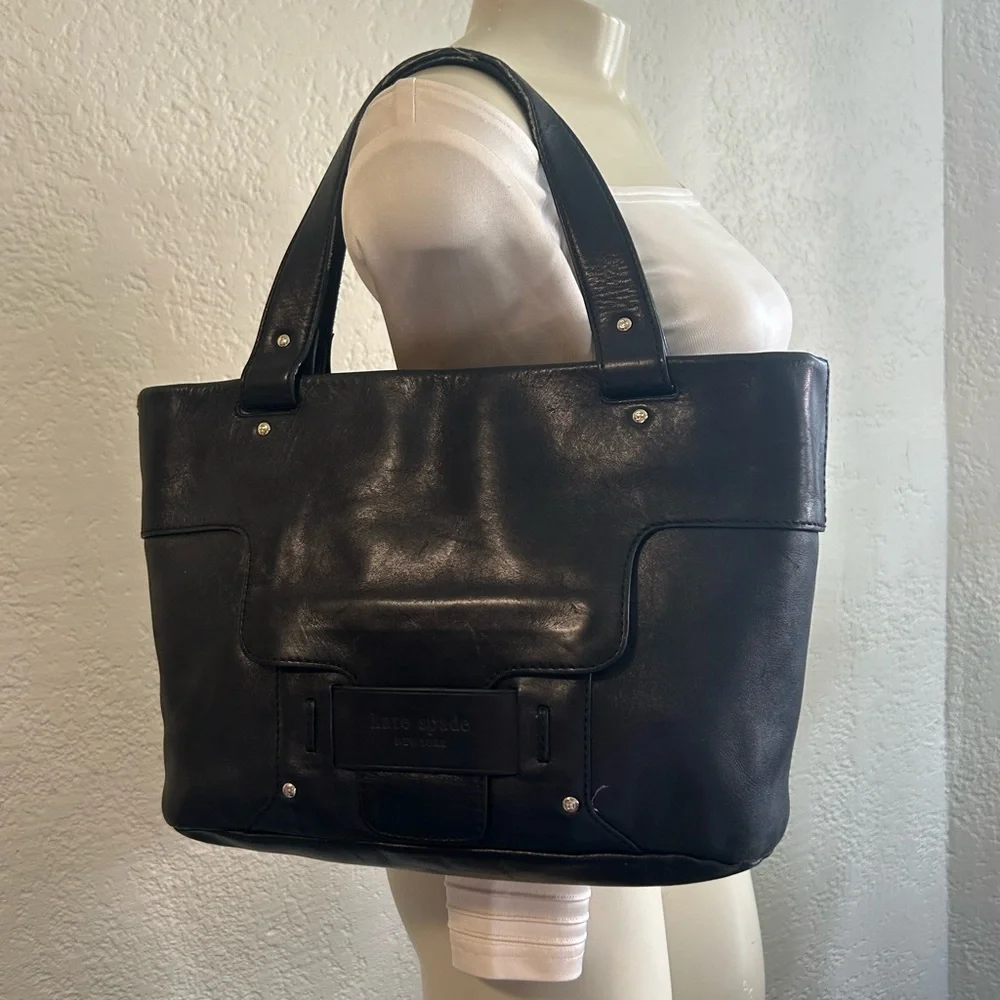 Kate Spade NEW YORK Savona Malea Black Structured Design tote as is